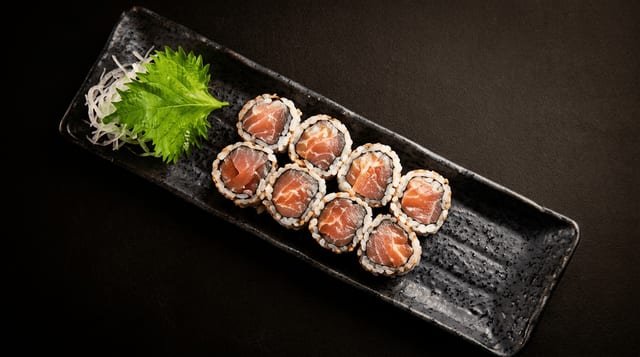 Chirashi Roll.