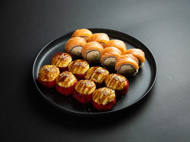 Special Rolls Combo.