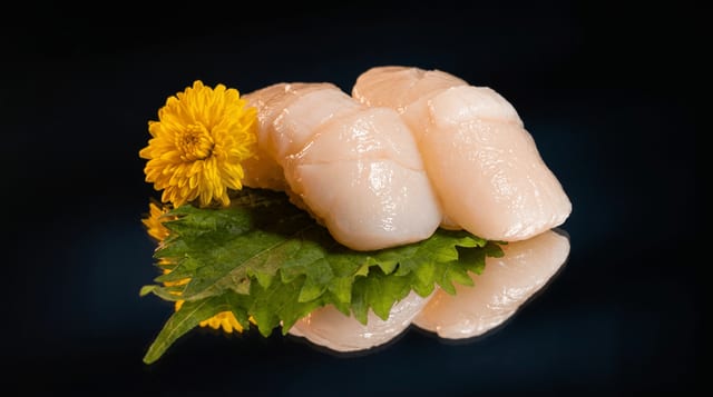 Scallop Nigiri.