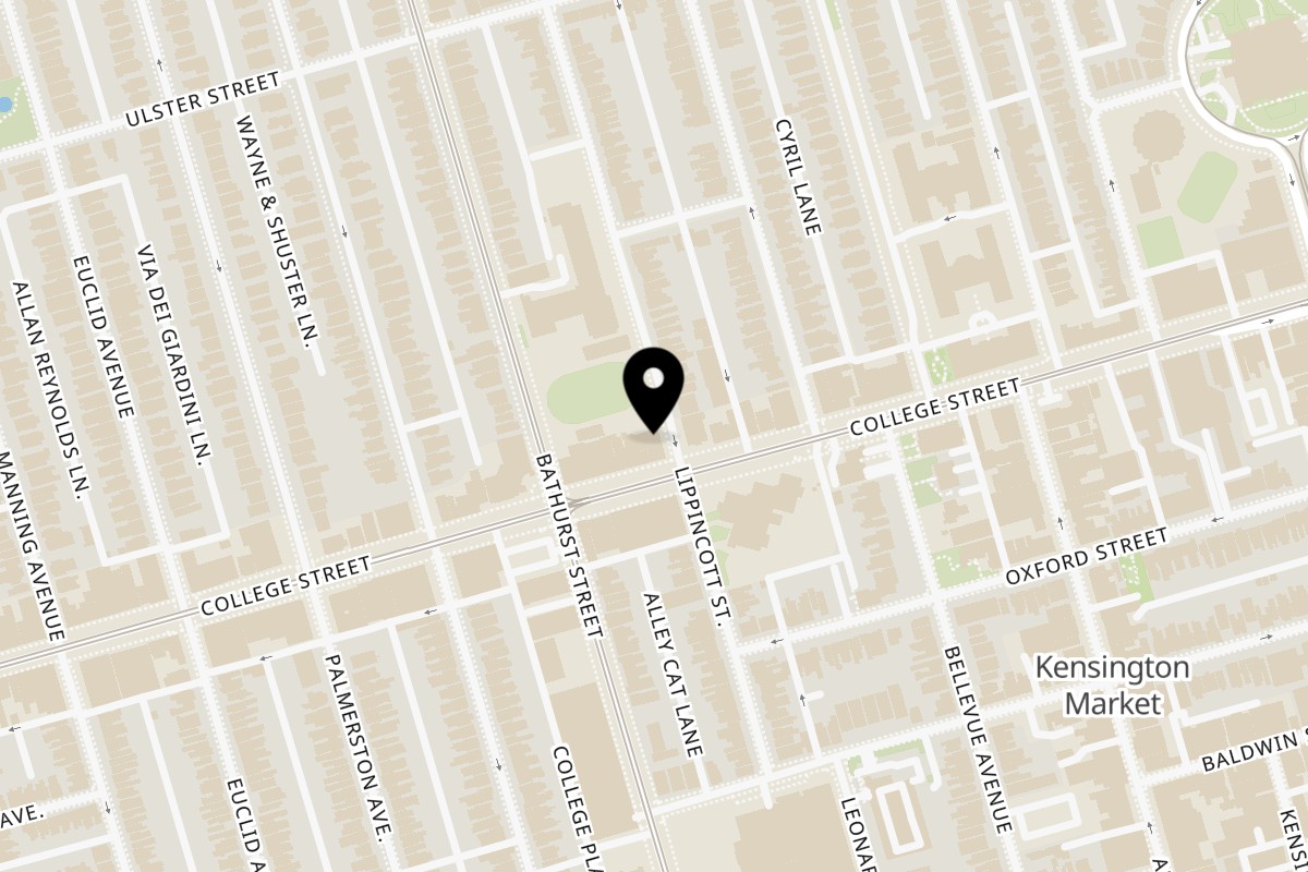 Map showing the location of Sushi Hub on 74 Lippincott Street in Toronto